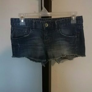 Blue jean short shorts